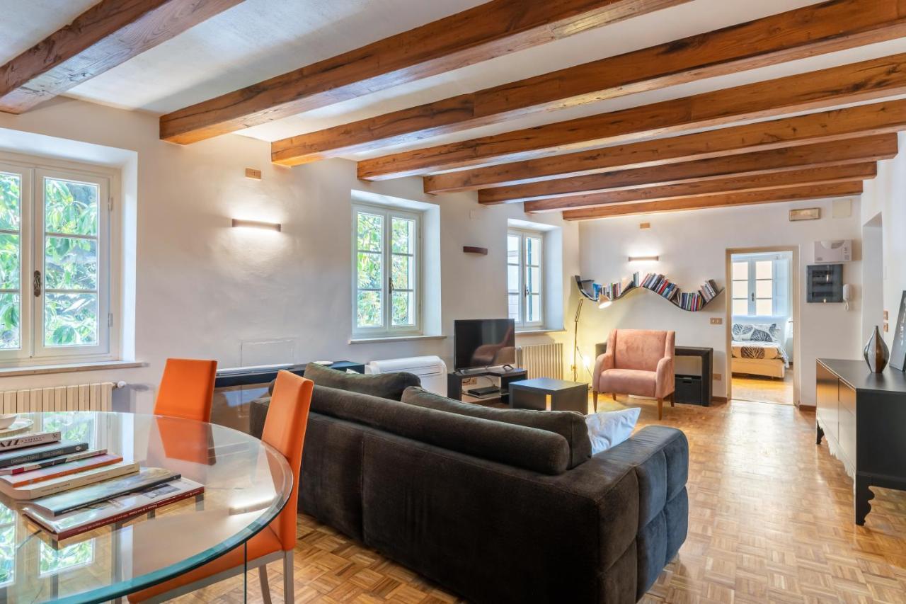 Piazza Napoleone Lovely Central Apartment Lucca Exteriér fotografie