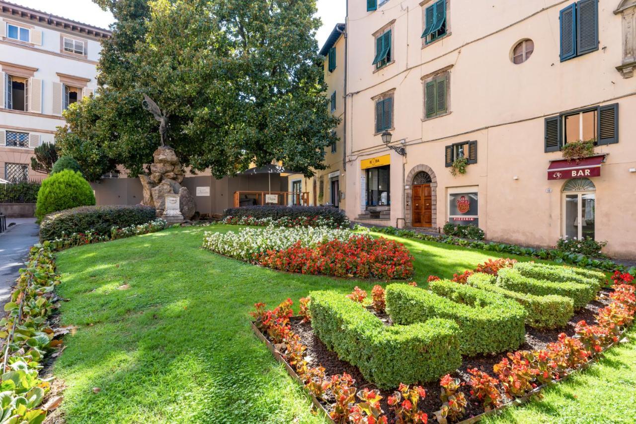 Piazza Napoleone Lovely Central Apartment Lucca Exteriér fotografie